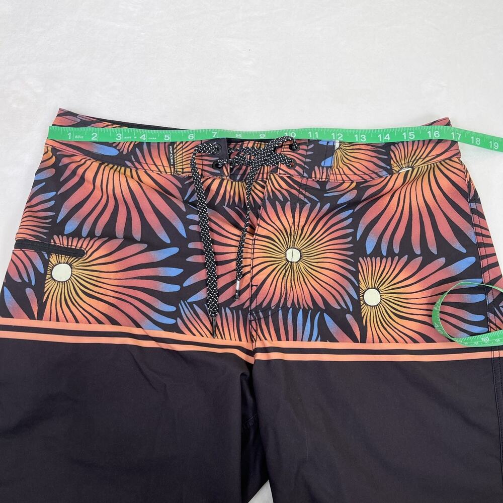 Rip Curl Mirage Men’s Mirage Ultimate 10" Board Shorts Size 31 Floral Daisies - Picture 3 of 12